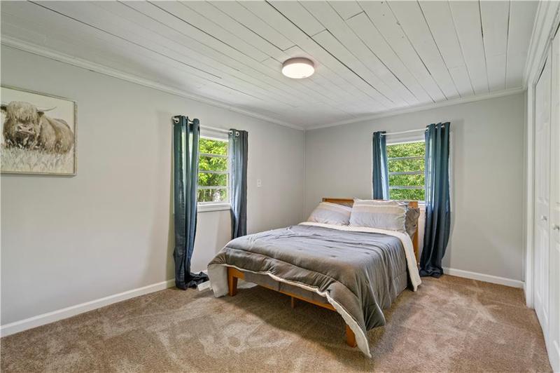 Image for property 12 Franklin Drive, Cartersville, GA 30120
