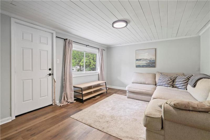 Image for property 12 Franklin Drive, Cartersville, GA 30120