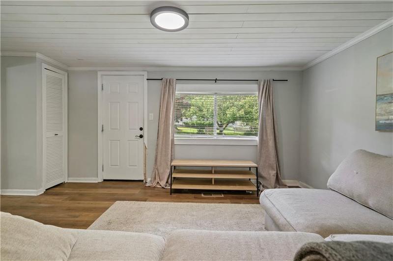 Image for property 12 Franklin Drive, Cartersville, GA 30120