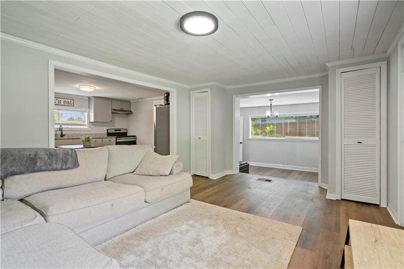 Image for property 12 Franklin Drive, Cartersville, GA 30120
