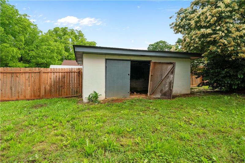 Image for property 12 Franklin Drive, Cartersville, GA 30120