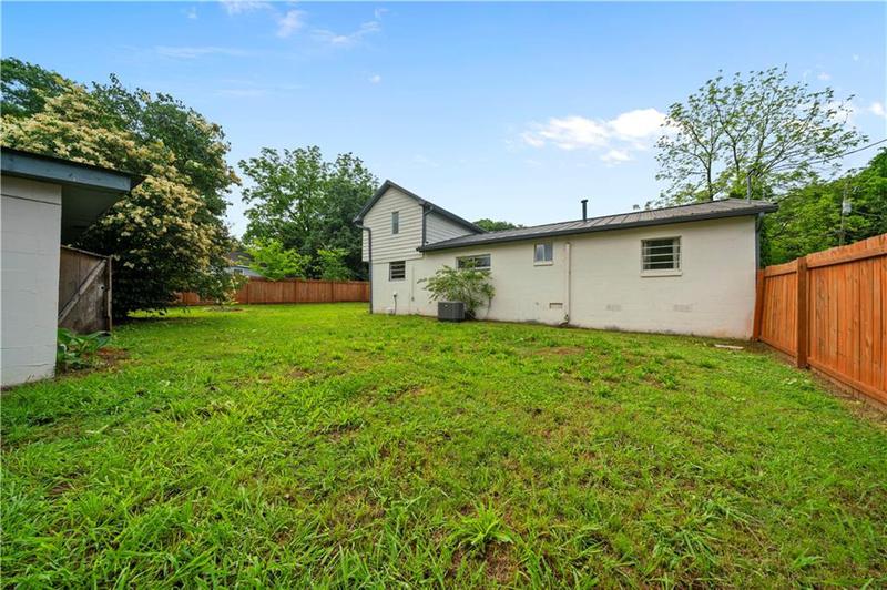 Image for property 12 Franklin Drive, Cartersville, GA 30120