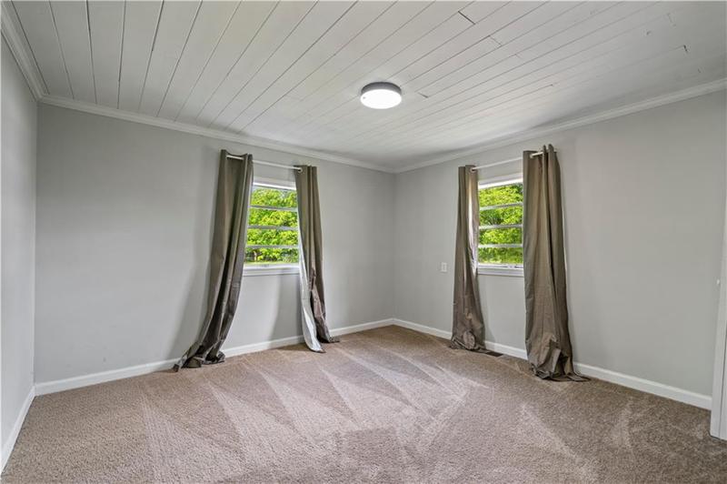 Image for property 12 Franklin Drive, Cartersville, GA 30120