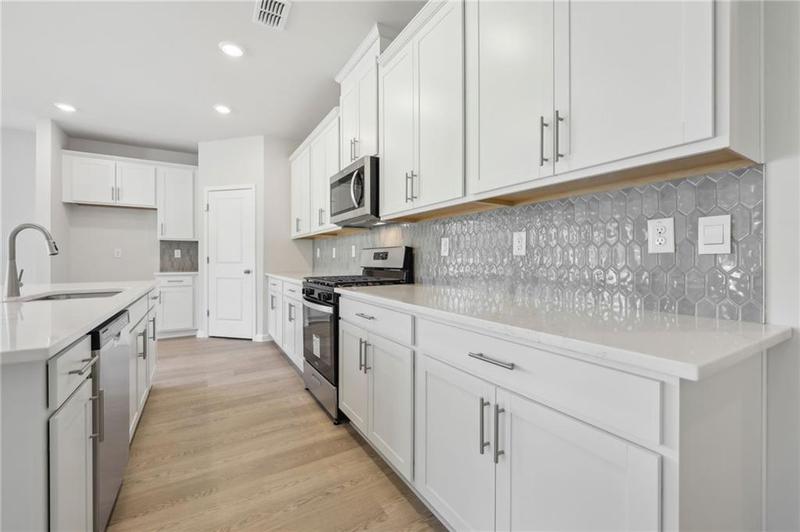 Image for property 24 Dew Lake Court, Grayson, GA 30017