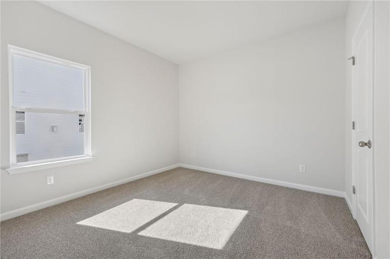 Image for property 24 Dew Lake Court, Grayson, GA 30017