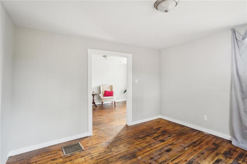 Image for property 23 Anderson Street, Cartersville, GA 30120