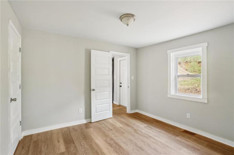 Image for property 23 Anderson Street, Cartersville, GA 30120