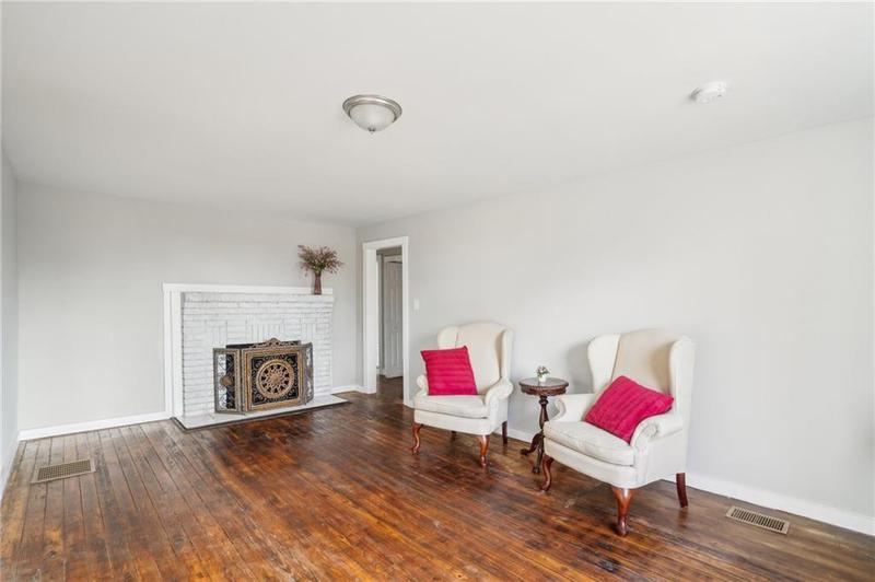 Image for property 23 Anderson Street, Cartersville, GA 30120