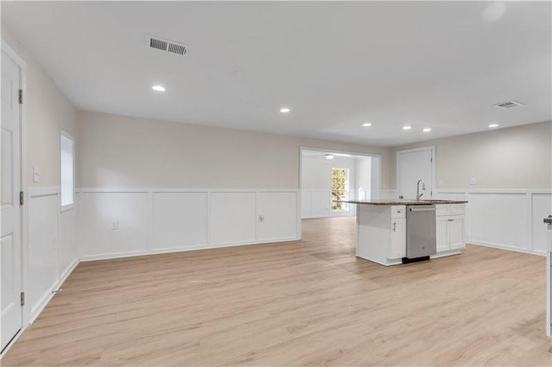 Image for property 356 Lake Drive, Atlanta, GA 30354