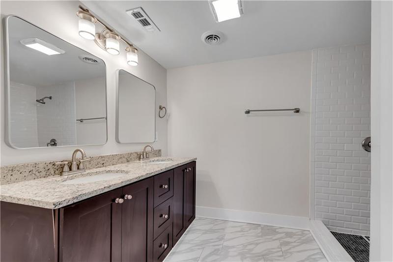 Image for property 356 Lake Drive, Atlanta, GA 30354
