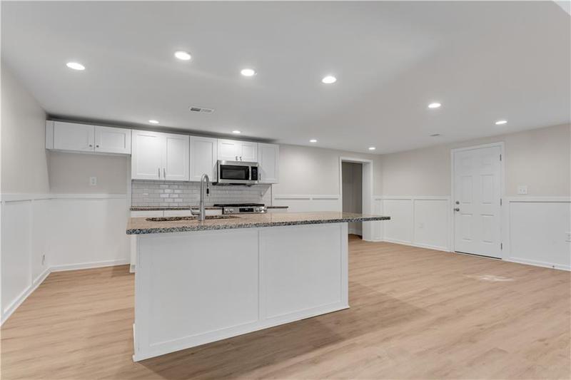 Image for property 356 Lake Drive, Atlanta, GA 30354