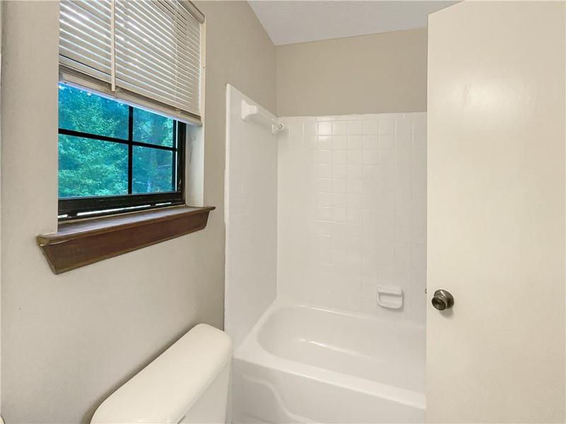 Image for property 109 Shannon Chase Lane, Fairburn, GA 30213