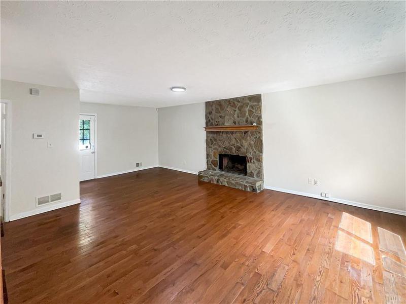 Image for property 109 Shannon Chase Lane, Fairburn, GA 30213