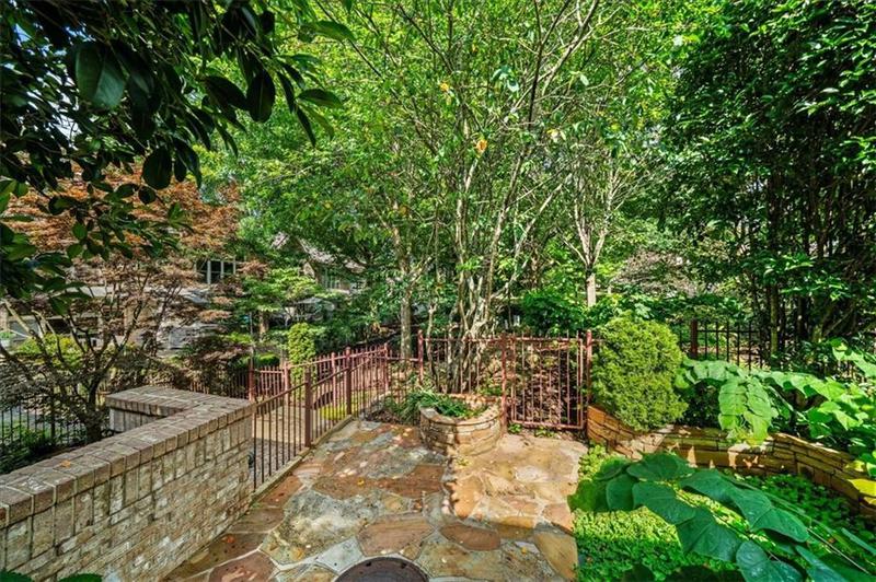Image for property 1344 Fernwood Circle, Brookhaven, GA 30319