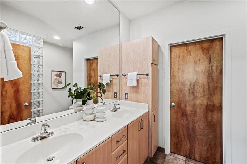 Image for property 1344 Fernwood Circle, Brookhaven, GA 30319