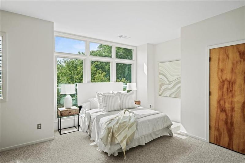 Image for property 1344 Fernwood Circle, Brookhaven, GA 30319