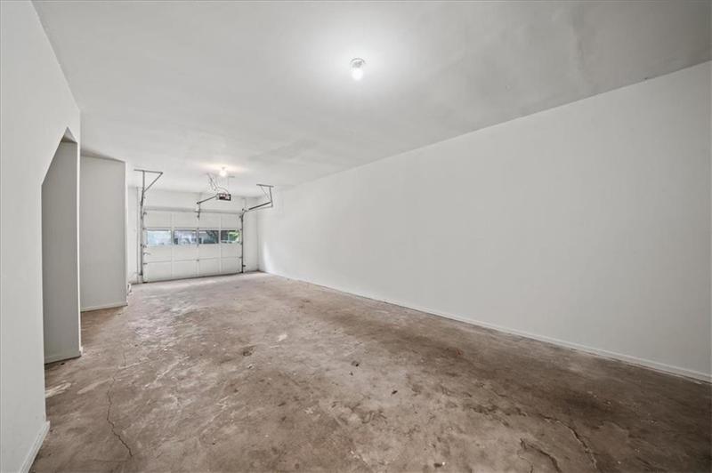 Image for property 1344 Fernwood Circle, Brookhaven, GA 30319