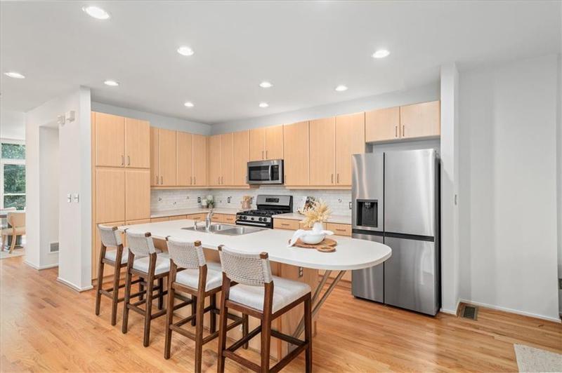 Image for property 1344 Fernwood Circle, Brookhaven, GA 30319