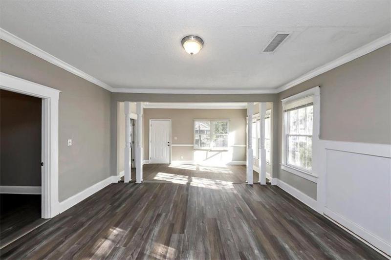 Image for property 15 JOHNSON Road, Atlanta, GA 30318