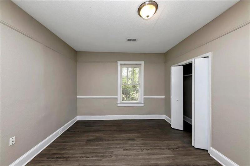 Image for property 15 JOHNSON Road, Atlanta, GA 30318