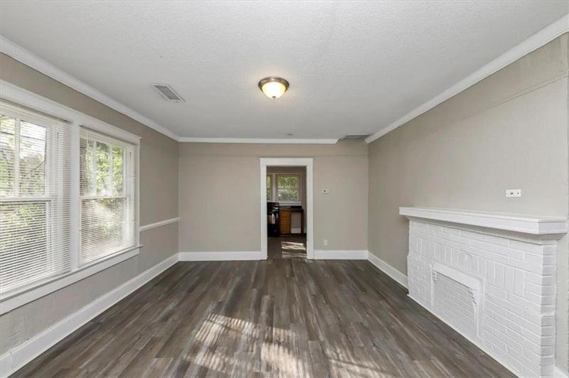 Image for property 15 JOHNSON Road, Atlanta, GA 30318