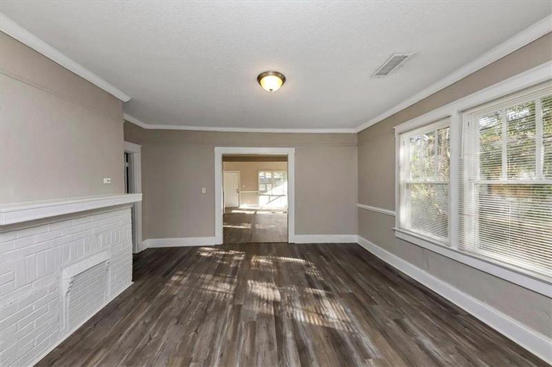 Image for property 15 JOHNSON Road, Atlanta, GA 30318