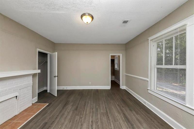 Image for property 15 JOHNSON Road, Atlanta, GA 30318