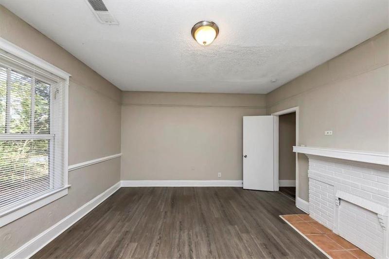 Image for property 15 JOHNSON Road, Atlanta, GA 30318