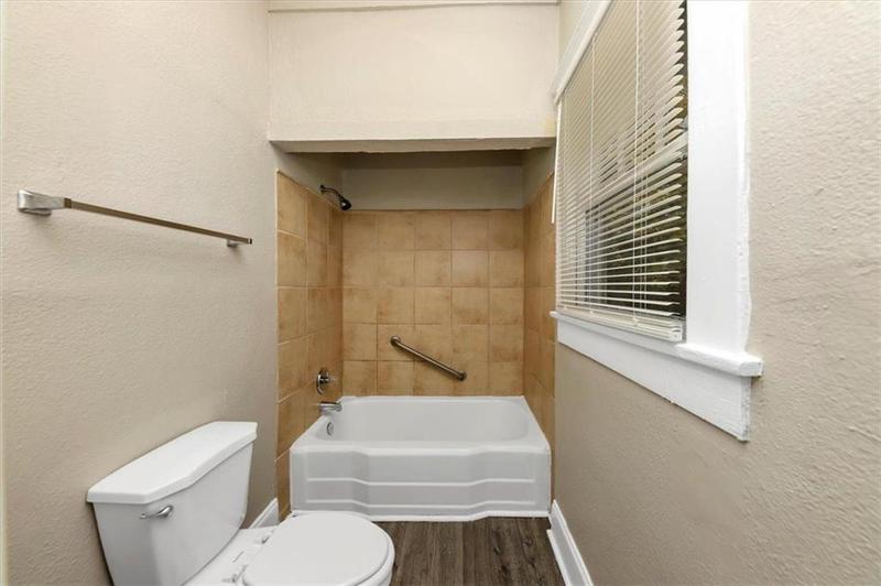 Image for property 15 JOHNSON Road, Atlanta, GA 30318