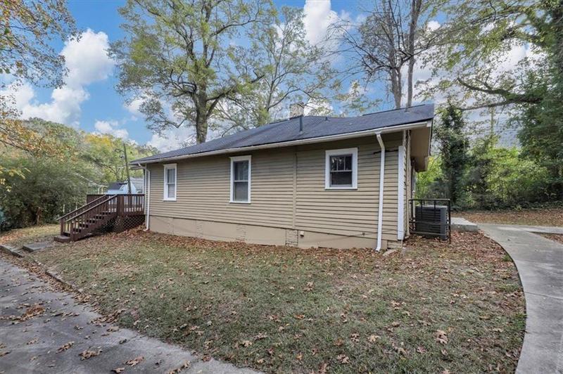 Image for property 15 JOHNSON Road, Atlanta, GA 30318