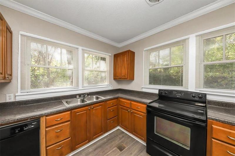Image for property 15 JOHNSON Road, Atlanta, GA 30318