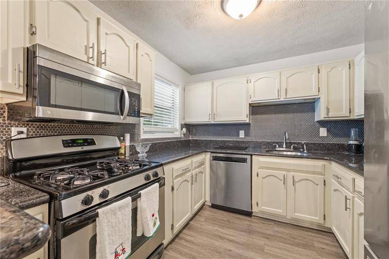 Image for property 2700 Suwanee Way, Marietta, GA 30067