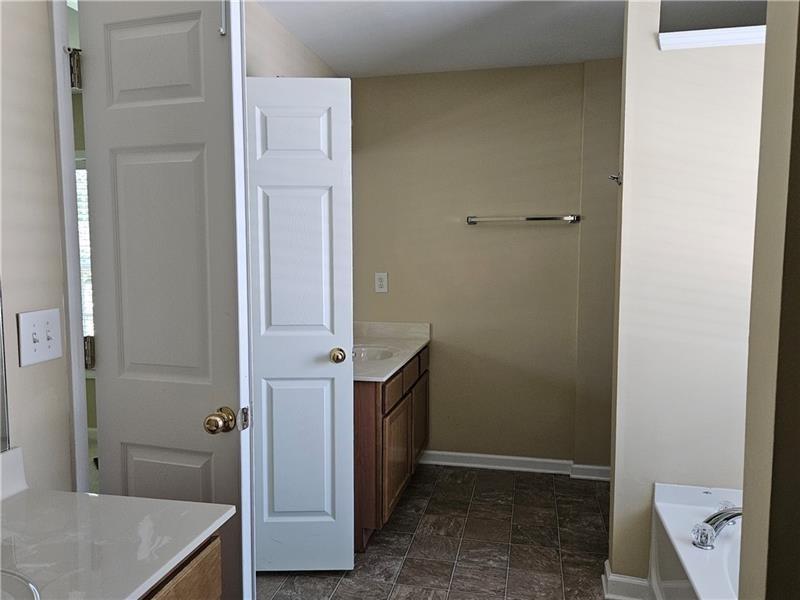 Image for property 5580 Hastings Terrace, Alpharetta, GA 30005