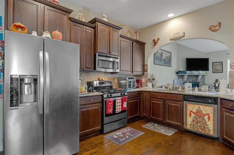 Image for property 911 Mcduffie Circle, Douglasville, GA 30134