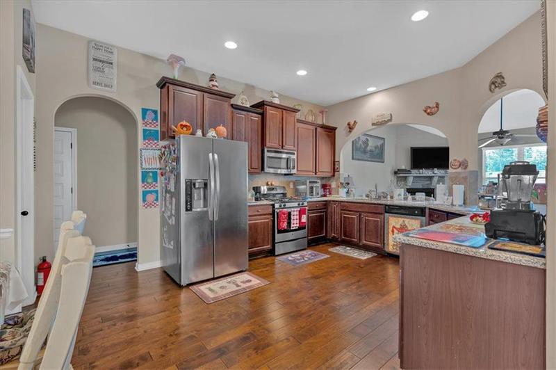 Image for property 911 Mcduffie Circle, Douglasville, GA 30134