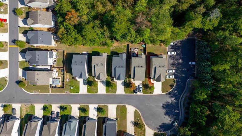 Image for property 911 Mcduffie Circle, Douglasville, GA 30134
