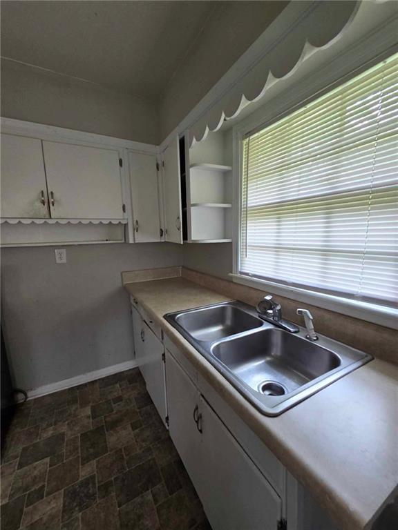 Image for property 2074 Miriam Lane, Decatur, GA 30032