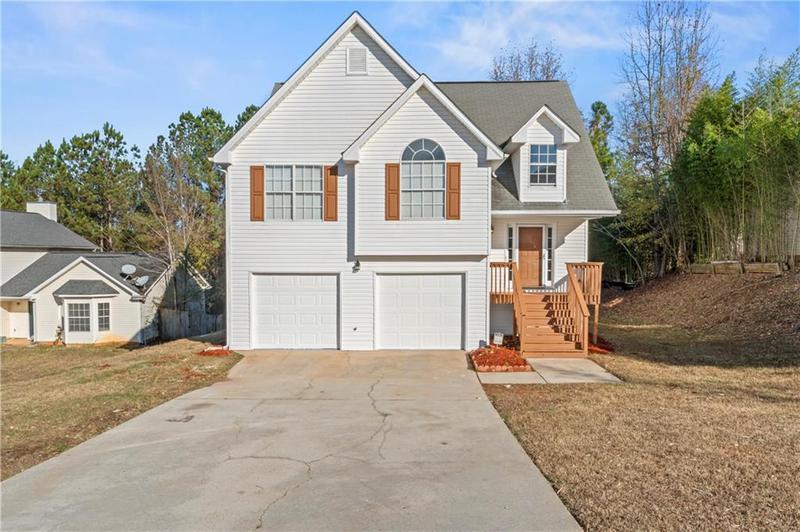 Image for property 10074 Tara Glynn Drive, Hampton, GA 30228