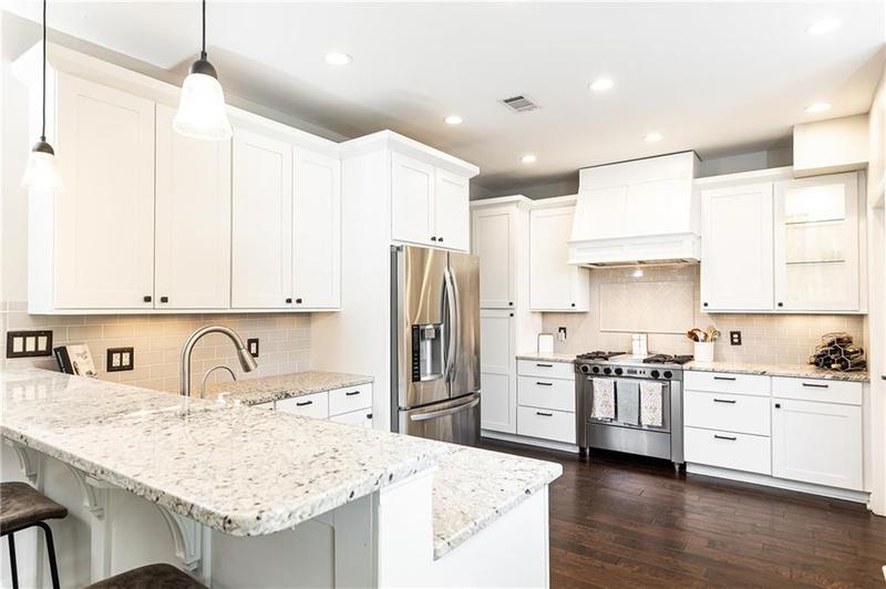 Image for property 11140 Brookhollow Trail, Alpharetta, GA 30022