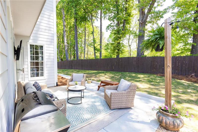 Image for property 11140 Brookhollow Trail, Alpharetta, GA 30022