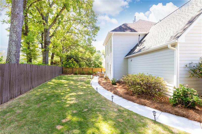 Image for property 11140 Brookhollow Trail, Alpharetta, GA 30022