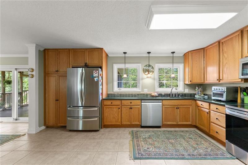 Image for property 3815 Chestatee Cut Off, Gainesville, GA 30506