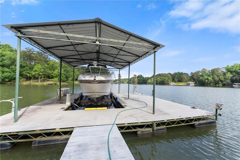 Image for property 3815 Chestatee Cut Off, Gainesville, GA 30506
