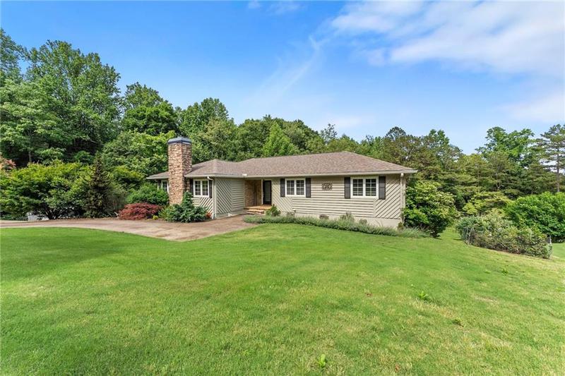 Image for property 3815 Chestatee Cut Off, Gainesville, GA 30506