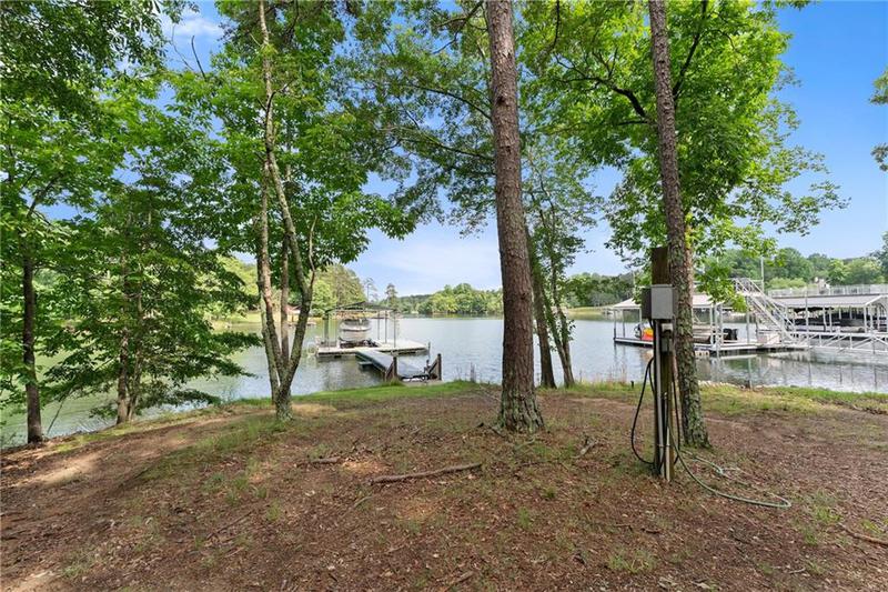 Image for property 3815 Chestatee Cut Off, Gainesville, GA 30506
