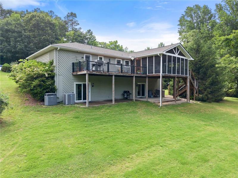 Image for property 3815 Chestatee Cut Off, Gainesville, GA 30506