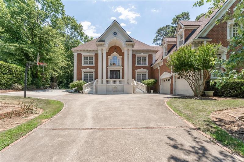 Image for property 5435 Chelsen Wood Drive, Duluth, GA 30097
