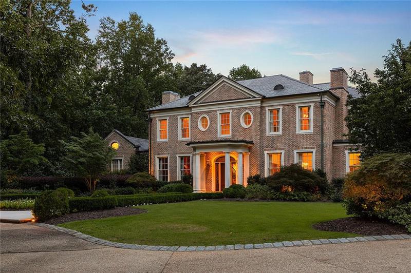 Image for property 3560 Ridgewood Road, Atlanta, GA 30327