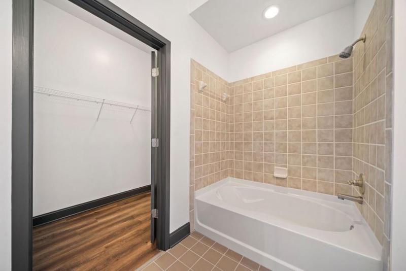 Image for property 5300 Peachtree Road 3507, Atlanta, GA 30341