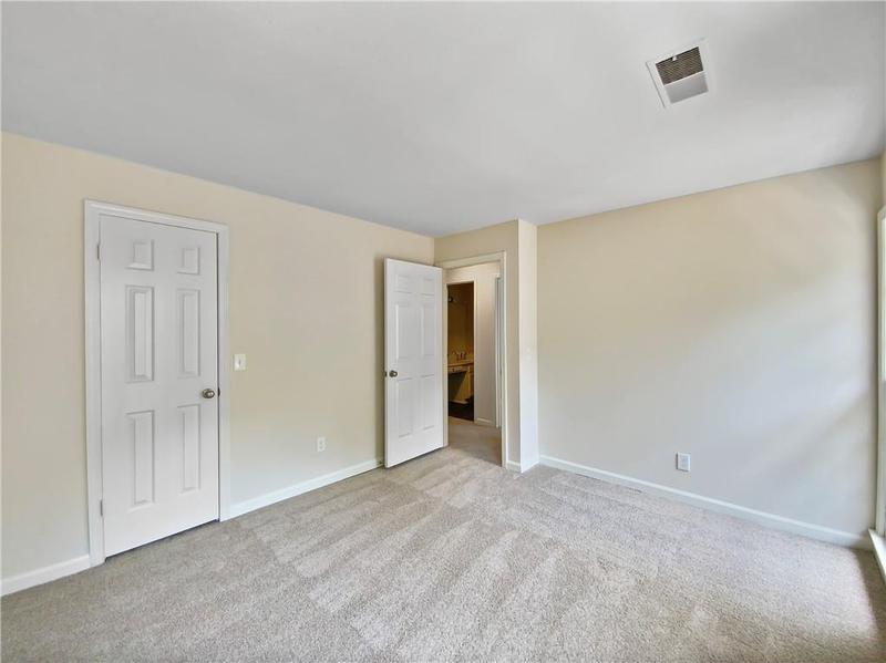 Image for property 502 Brandywine Circle, Atlanta, GA 30350
